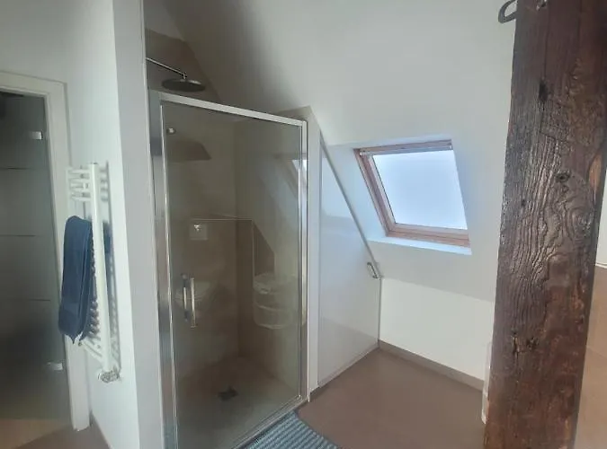 50m2 Au Bord De L'eau A 4*