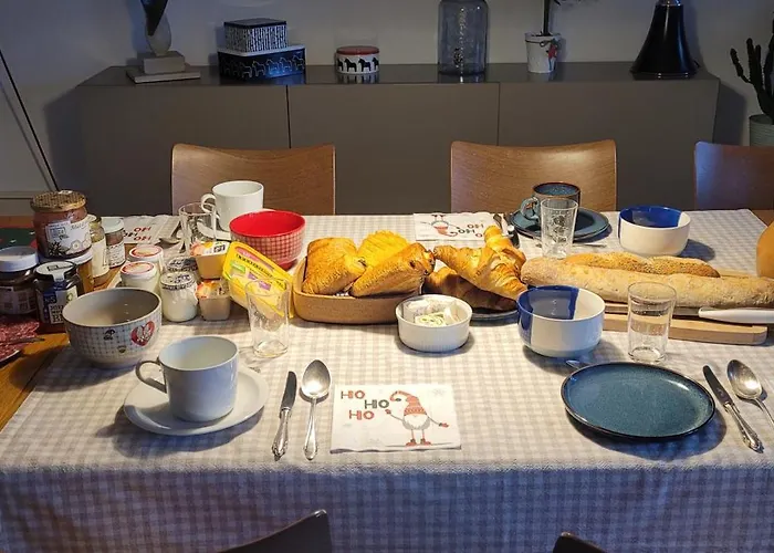 Bed & Breakfast 50m2 Au Bord De L'eau A Strasbourg